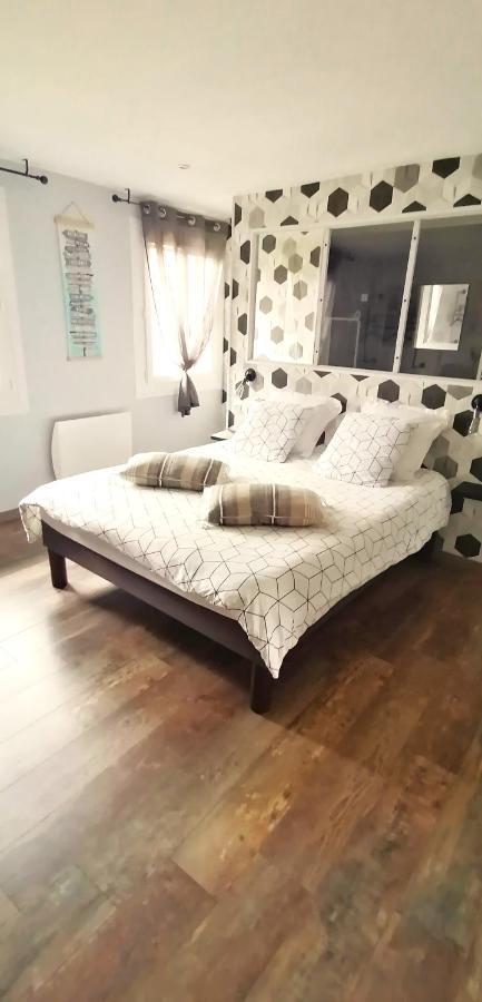 La Resiniere Bed & Breakfast แซลส์ล ภายนอก รูปภาพ